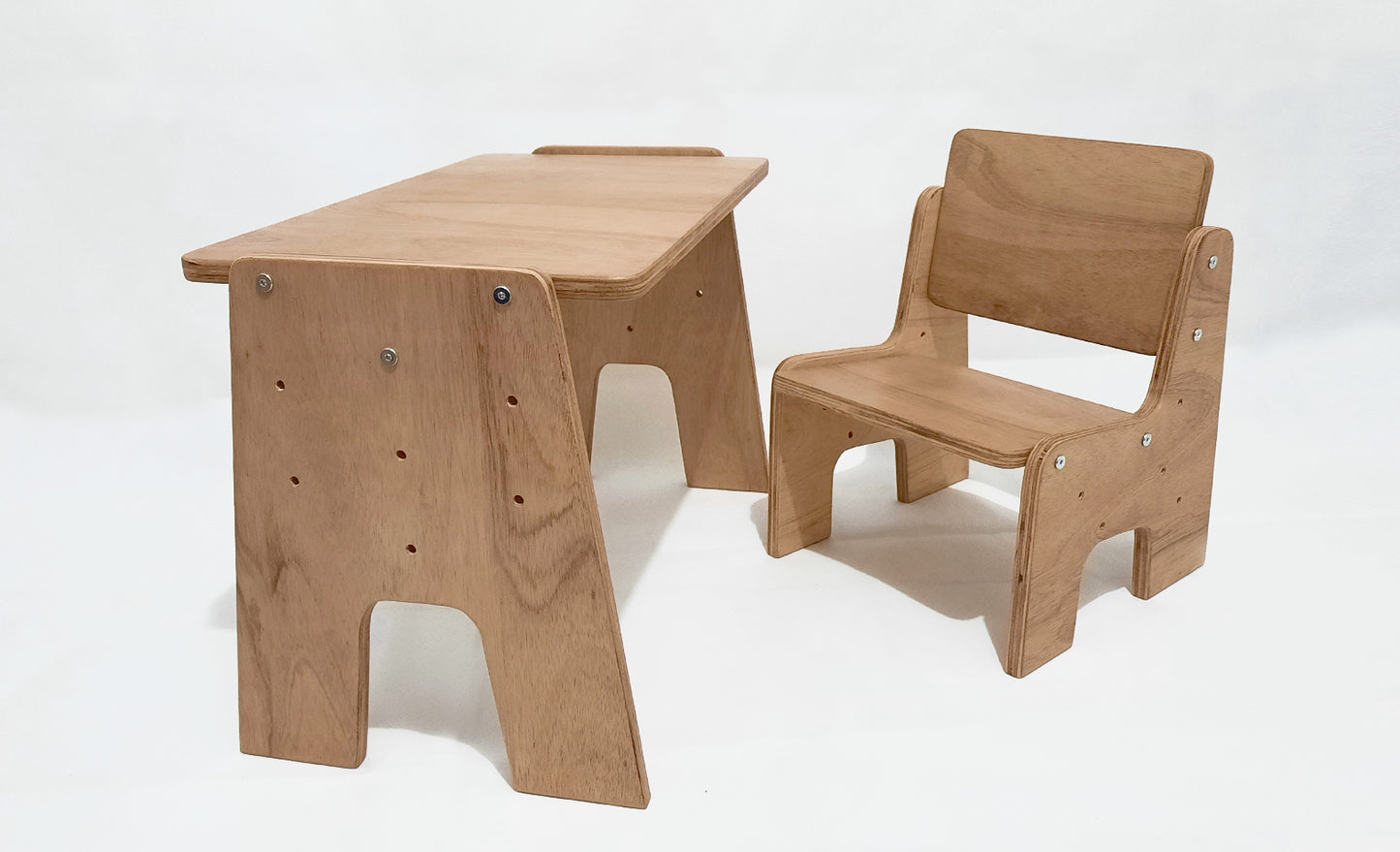 Sit & Learn Table and Chair set